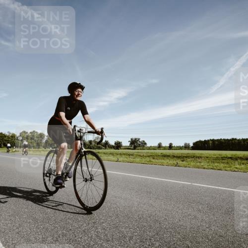 07.09.2025 - 19. Norderstedt Triathlon Michael Burmester http://msf.ph/oto/8853003 07.09.2025 11:42:17 Radfahren 1349 meine-sportfotos.de