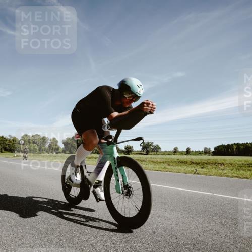 07.09.2025 - 19. Norderstedt Triathlon Michael Burmester http://msf.ph/oto/8853041 07.09.2025 11:43:10 Radfahren 281 meine-sportfotos.de
