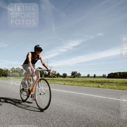 07.09.2025 - 19. Norderstedt Triathlon Michael Burmester http://msf.ph/oto/8853109 07.09.2025 11:44:37 Radfahren 152, 1327 meine-sportfotos.de