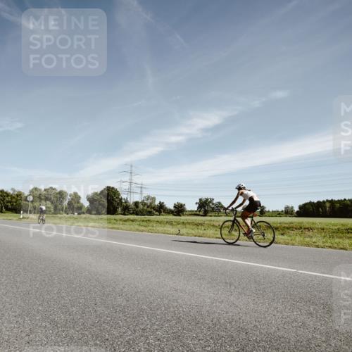 07.09.2025 - 19. Norderstedt Triathlon Michael Burmester http://msf.ph/oto/8853119 07.09.2025 11:44:43 Radfahren  meine-sportfotos.de