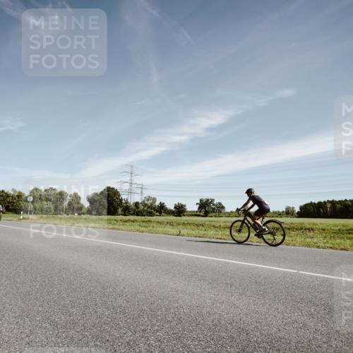 07.09.2025 - 19. Norderstedt Triathlon Michael Burmester http://msf.ph/oto/8853151 07.09.2025 11:45:01 Radfahren 148 meine-sportfotos.de