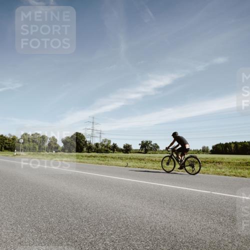 07.09.2025 - 19. Norderstedt Triathlon Michael Burmester http://msf.ph/oto/8853210 07.09.2025 11:46:08 Radfahren 1161 meine-sportfotos.de