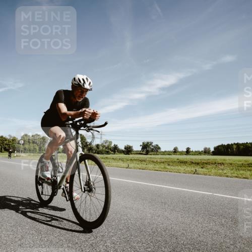 07.09.2025 - 19. Norderstedt Triathlon Michael Burmester http://msf.ph/oto/8853235 07.09.2025 11:46:30 Radfahren 237, 1197 meine-sportfotos.de