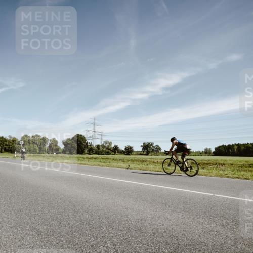 07.09.2025 - 19. Norderstedt Triathlon Michael Burmester http://msf.ph/oto/8853259 07.09.2025 11:46:47 Radfahren 1258 meine-sportfotos.de
