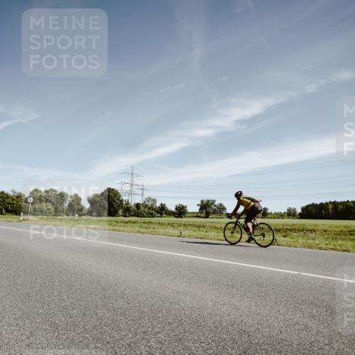 07.09.2025 - 19. Norderstedt Triathlon Michael Burmester http://msf.ph/oto/8853293 07.09.2025 11:47:22 Radfahren 191 meine-sportfotos.de