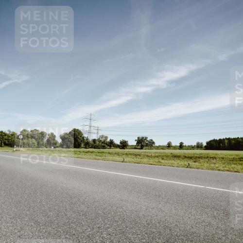 07.09.2025 - 19. Norderstedt Triathlon Michael Burmester http://msf.ph/oto/8853352 07.09.2025 11:47:59 Radfahren  meine-sportfotos.de
