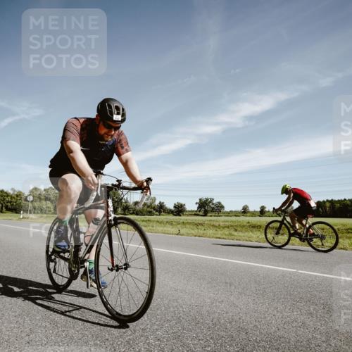 07.09.2025 - 19. Norderstedt Triathlon Michael Burmester http://msf.ph/oto/8853359 07.09.2025 11:48:07 Radfahren 190 meine-sportfotos.de