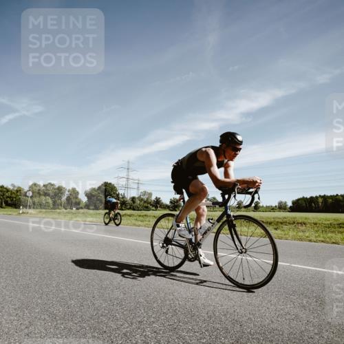 07.09.2025 - 19. Norderstedt Triathlon Michael Burmester http://msf.ph/oto/8853377 07.09.2025 11:48:18 Radfahren 138, 154, 1265 meine-sportfotos.de