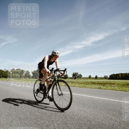 07.09.2025 - 19. Norderstedt Triathlon Michael Burmester http://msf.ph/oto/8853401 07.09.2025 11:48:33 Radfahren 1288 meine-sportfotos.de