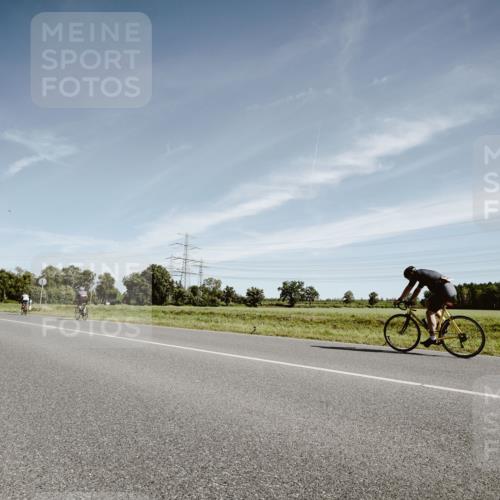 07.09.2025 - 19. Norderstedt Triathlon Michael Burmester http://msf.ph/oto/8853454 07.09.2025 11:49:31 Radfahren  meine-sportfotos.de