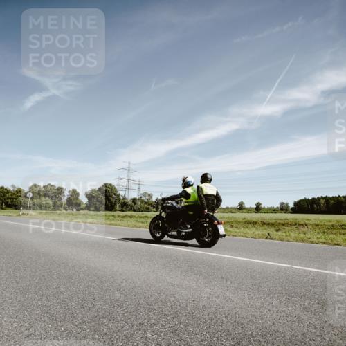 07.09.2025 - 19. Norderstedt Triathlon Michael Burmester http://msf.ph/oto/8853689 07.09.2025 11:52:45 Radfahren  meine-sportfotos.de