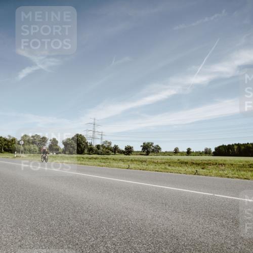 07.09.2025 - 19. Norderstedt Triathlon Michael Burmester http://msf.ph/oto/8853711 07.09.2025 11:52:55 Radfahren  meine-sportfotos.de