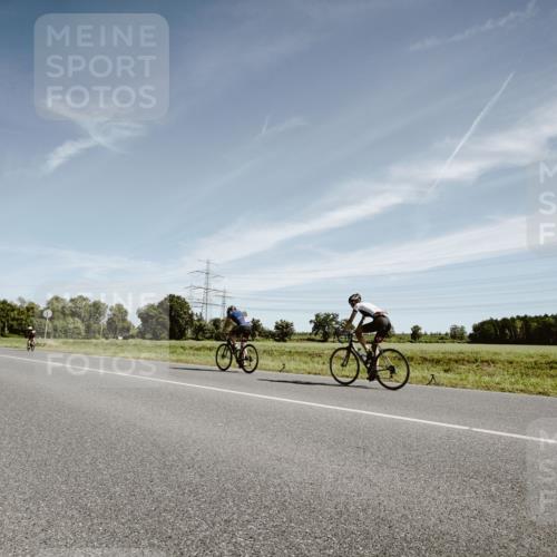 07.09.2025 - 19. Norderstedt Triathlon Michael Burmester http://msf.ph/oto/8853767 07.09.2025 11:53:34 Radfahren  meine-sportfotos.de