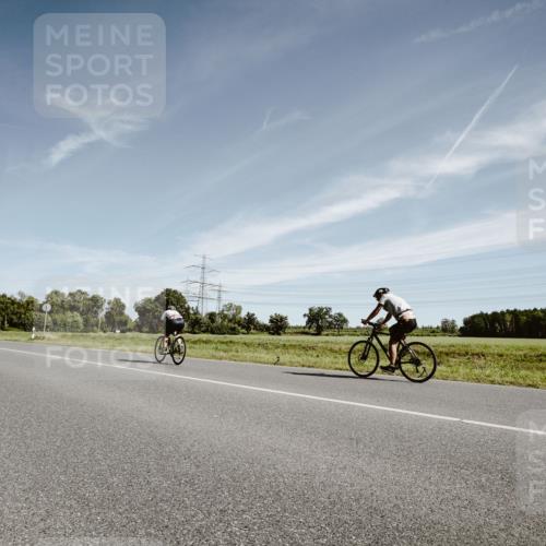 07.09.2025 - 19. Norderstedt Triathlon Michael Burmester http://msf.ph/oto/8853786 07.09.2025 11:53:51 Radfahren 1246 meine-sportfotos.de