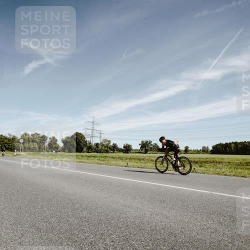 07.09.2025 - 19. Norderstedt Triathlon Michael Burmester http://msf.ph/oto/8853800 07.09.2025 11:54:06 Radfahren  meine-sportfotos.de