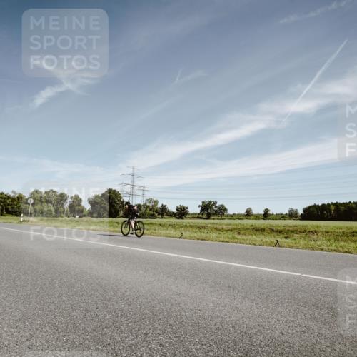 07.09.2025 - 19. Norderstedt Triathlon Michael Burmester http://msf.ph/oto/8853803 07.09.2025 11:54:07 Radfahren  meine-sportfotos.de