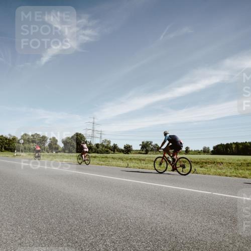 07.09.2025 - 19. Norderstedt Triathlon Michael Burmester http://msf.ph/oto/8854060 07.09.2025 11:56:59 Radfahren 148, 857 meine-sportfotos.de