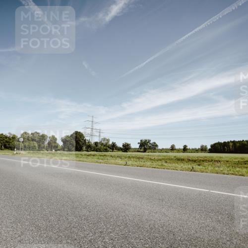 07.09.2025 - 19. Norderstedt Triathlon Michael Burmester http://msf.ph/oto/8855058 07.09.2025 12:03:42 Radfahren 1241 meine-sportfotos.de