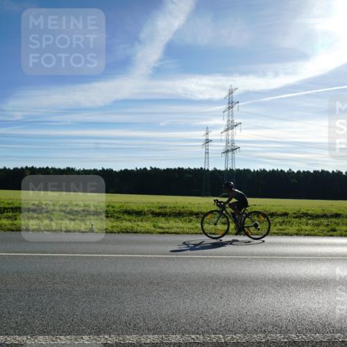 07.09.2025 - 19. Norderstedt Triathlon Michael Burmester http://msf.ph/oto/8855103 07.09.2025 09:37:37 Radfahren  meine-sportfotos.de