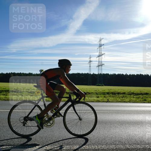 07.09.2025 - 19. Norderstedt Triathlon Michael Burmester http://msf.ph/oto/8855152 07.09.2025 09:38:35 Radfahren 570 meine-sportfotos.de