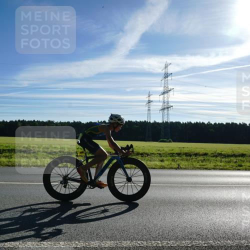 07.09.2025 - 19. Norderstedt Triathlon Michael Burmester http://msf.ph/oto/8855157 07.09.2025 09:38:46 Radfahren 556 meine-sportfotos.de