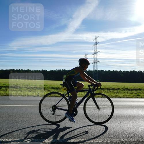 07.09.2025 - 19. Norderstedt Triathlon Michael Burmester http://msf.ph/oto/8855165 07.09.2025 09:38:52 Radfahren 562, 591, 609 meine-sportfotos.de