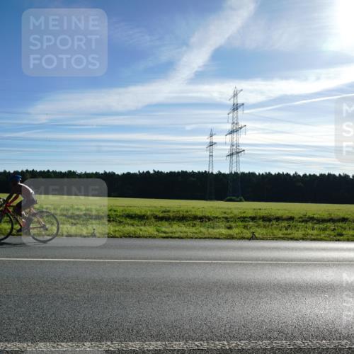 07.09.2025 - 19. Norderstedt Triathlon Michael Burmester http://msf.ph/oto/8855188 07.09.2025 09:39:15 Radfahren 572, 586, 587, 613 meine-sportfotos.de