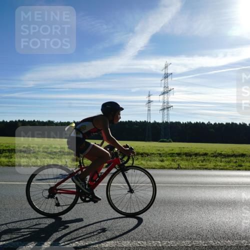 07.09.2025 - 19. Norderstedt Triathlon Michael Burmester http://msf.ph/oto/8855190 07.09.2025 09:39:18 Radfahren 563, 587 meine-sportfotos.de