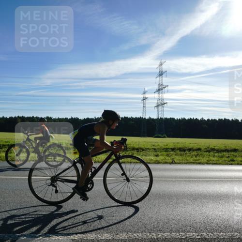 07.09.2025 - 19. Norderstedt Triathlon Michael Burmester http://msf.ph/oto/8855287 07.09.2025 09:41:10 Radfahren 565, 584 meine-sportfotos.de