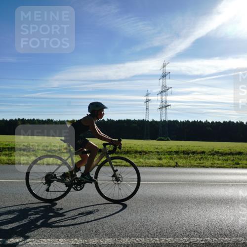 07.09.2025 - 19. Norderstedt Triathlon Michael Burmester http://msf.ph/oto/8855314 07.09.2025 09:41:47 Radfahren 608, 621 meine-sportfotos.de
