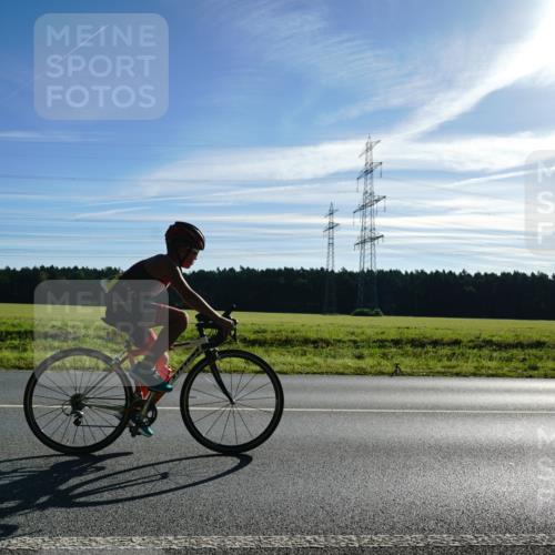 07.09.2025 - 19. Norderstedt Triathlon Michael Burmester http://msf.ph/oto/8855339 07.09.2025 09:43:01 Radfahren 579, 596 meine-sportfotos.de