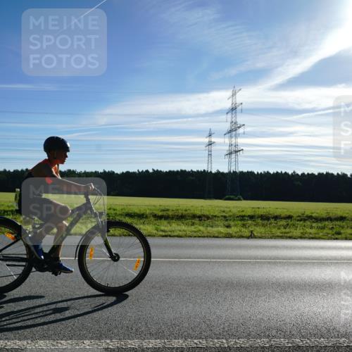07.09.2025 - 19. Norderstedt Triathlon Michael Burmester http://msf.ph/oto/8855348 07.09.2025 09:43:25 Radfahren 589 meine-sportfotos.de