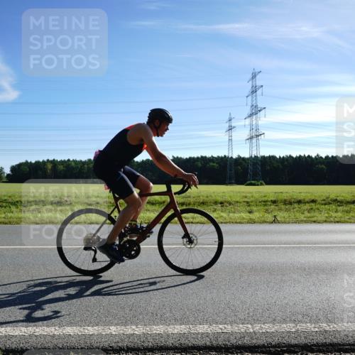 07.09.2025 - 19. Norderstedt Triathlon Michael Burmester http://msf.ph/oto/8855424 07.09.2025 10:24:03 Radfahren 1132 meine-sportfotos.de