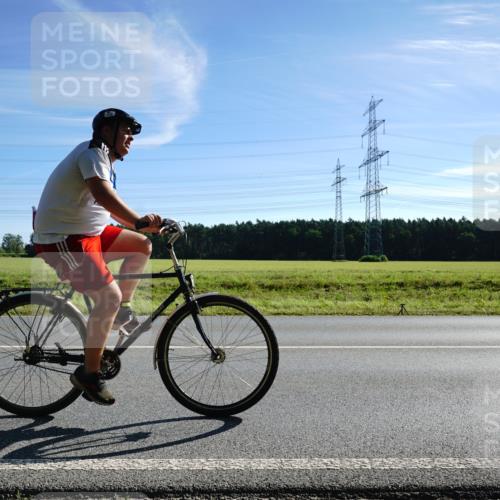 07.09.2025 - 19. Norderstedt Triathlon Michael Burmester http://msf.ph/oto/8855477 07.09.2025 10:29:33 Radfahren 1126, 1143 meine-sportfotos.de