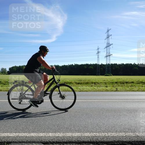 07.09.2025 - 19. Norderstedt Triathlon Michael Burmester http://msf.ph/oto/8855491 07.09.2025 10:30:12 Radfahren 1113 meine-sportfotos.de