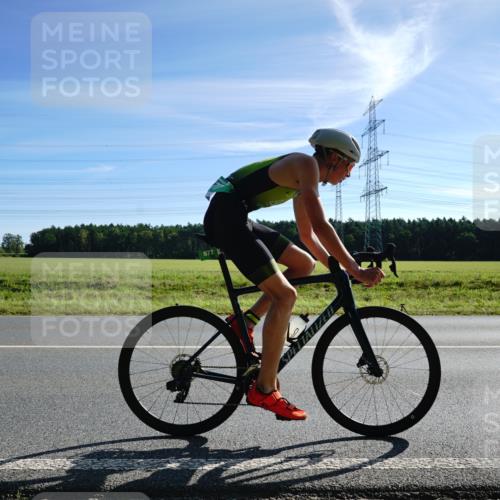 07.09.2025 - 19. Norderstedt Triathlon Michael Burmester http://msf.ph/oto/8855675 07.09.2025 10:35:45 Radfahren 654, 677 meine-sportfotos.de