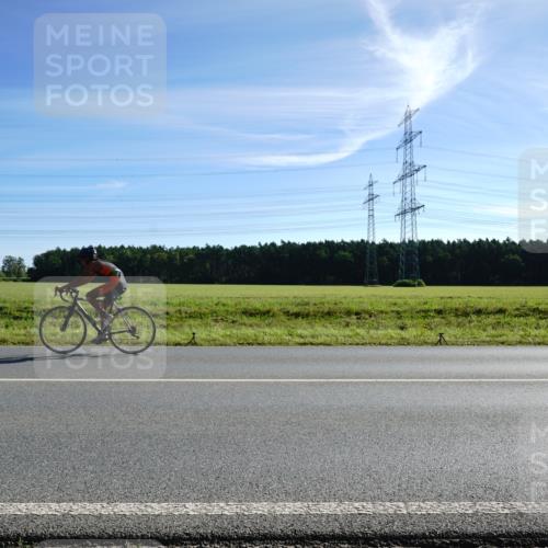 07.09.2025 - 19. Norderstedt Triathlon Michael Burmester http://msf.ph/oto/8855679 07.09.2025 10:35:48 Radfahren 654, 675, 677 meine-sportfotos.de