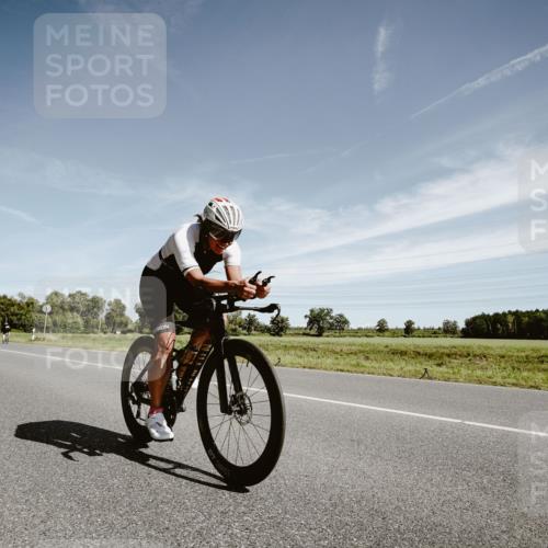 07.09.2025 - 19. Norderstedt Triathlon Michael Burmester http://msf.ph/oto/8855794 07.09.2025 12:11:16 Radfahren 835, 1379 meine-sportfotos.de