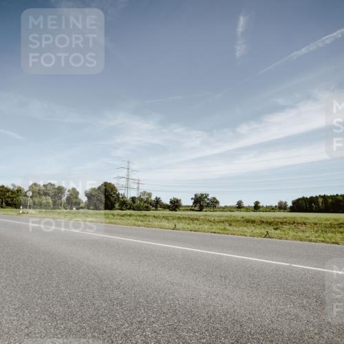 07.09.2025 - 19. Norderstedt Triathlon Michael Burmester http://msf.ph/oto/8855800 07.09.2025 12:11:20 Radfahren 165, 835 meine-sportfotos.de