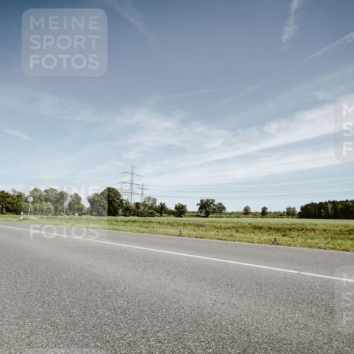 07.09.2025 - 19. Norderstedt Triathlon Michael Burmester http://msf.ph/oto/8855946 07.09.2025 12:12:59 Radfahren 1343 meine-sportfotos.de