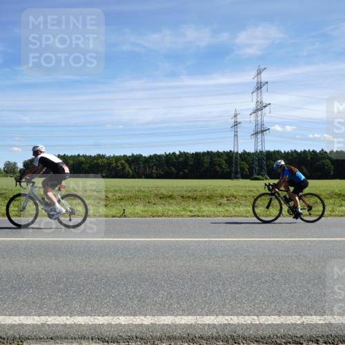 07.09.2025 - 19. Norderstedt Triathlon Michael Burmester http://msf.ph/oto/8856047 07.09.2025 12:45:41 Radfahren 1356 meine-sportfotos.de