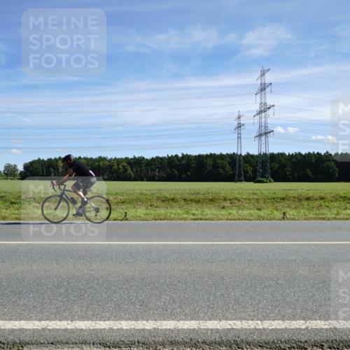 07.09.2025 - 19. Norderstedt Triathlon Michael Burmester http://msf.ph/oto/8856071 07.09.2025 12:45:51 Radfahren 183, 188, 217, 1321 meine-sportfotos.de