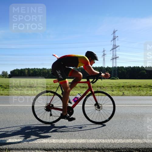 07.09.2025 - 19. Norderstedt Triathlon Michael Burmester http://msf.ph/oto/8856111 07.09.2025 11:03:19 Radfahren 231, 1335 meine-sportfotos.de