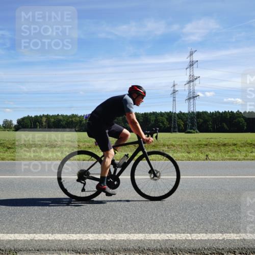 07.09.2025 - 19. Norderstedt Triathlon Michael Burmester http://msf.ph/oto/8856123 07.09.2025 12:46:17 Radfahren 346 meine-sportfotos.de