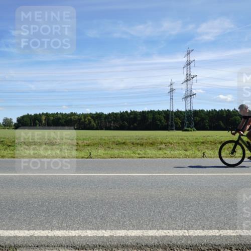 07.09.2025 - 19. Norderstedt Triathlon Michael Burmester http://msf.ph/oto/8856207 07.09.2025 12:47:27 Radfahren  meine-sportfotos.de