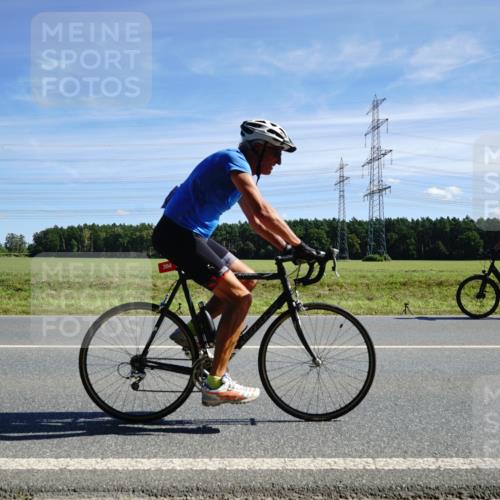 07.09.2025 - 19. Norderstedt Triathlon Michael Burmester http://msf.ph/oto/8856283 07.09.2025 12:48:01 Radfahren 277, 304, 1344 meine-sportfotos.de