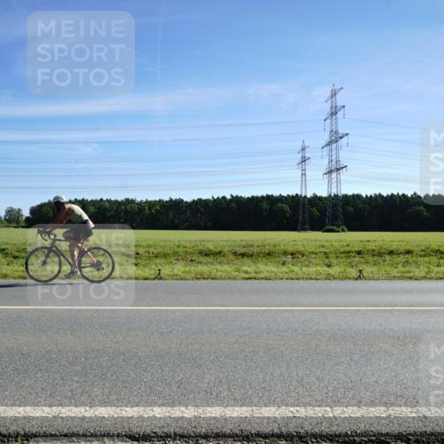 07.09.2025 - 19. Norderstedt Triathlon Michael Burmester http://msf.ph/oto/8856709 07.09.2025 11:10:57 Radfahren 199, 1153, 1184 meine-sportfotos.de
