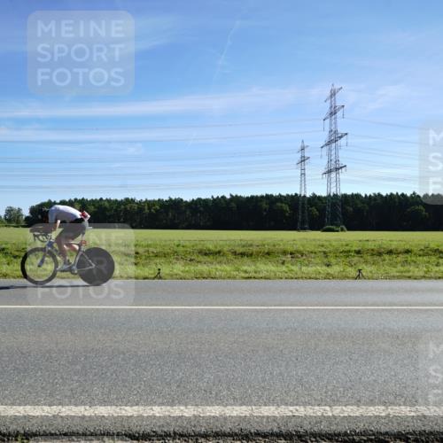 07.09.2025 - 19. Norderstedt Triathlon Michael Burmester http://msf.ph/oto/8856926 07.09.2025 11:13:42 Radfahren 225 meine-sportfotos.de