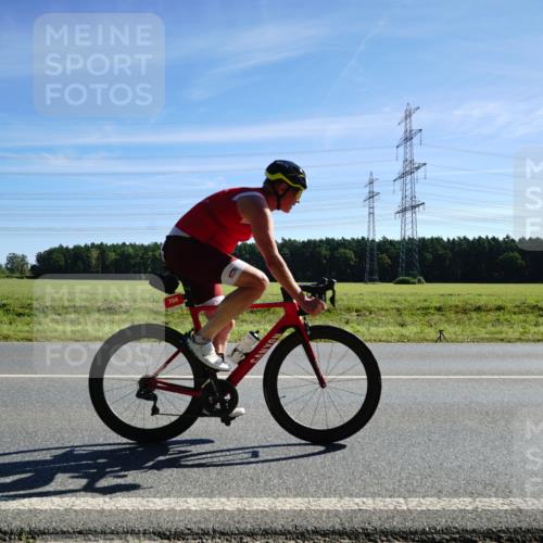 07.09.2025 - 19. Norderstedt Triathlon Michael Burmester http://msf.ph/oto/8857163 07.09.2025 11:16:14 Radfahren 704 meine-sportfotos.de