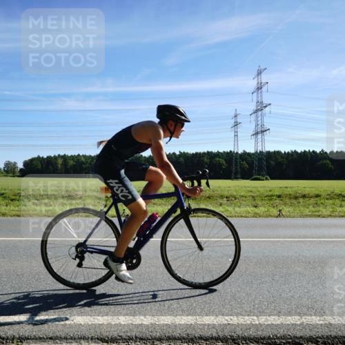 07.09.2025 - 19. Norderstedt Triathlon Michael Burmester http://msf.ph/oto/8857334 07.09.2025 11:18:38 Radfahren 1172 meine-sportfotos.de